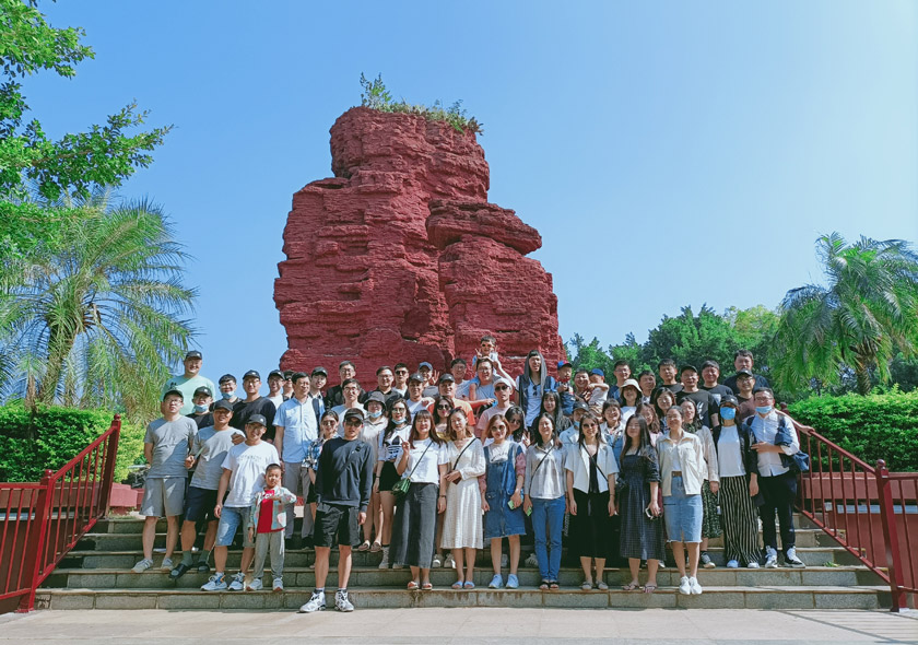 分享快樂(lè)｜巨匠建筑組織員工及其家屬前往廣西北海觀光旅行